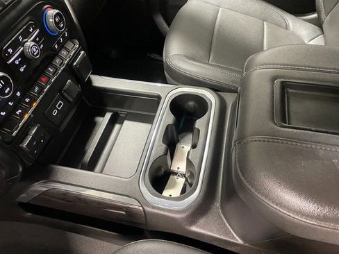 Used 2022 Chevrolet Silverado 1500 LTZ w/ Z71 Off-Road Package image 17