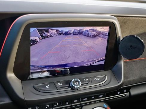 Used 2020 Chevrolet Camaro ZL1 image 25