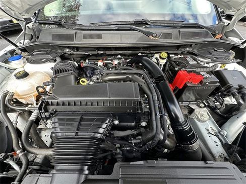 Certified 2023 Lincoln Corsair FWD image 30