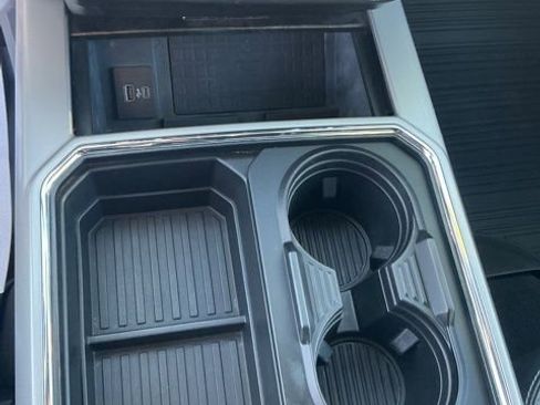 Used 2022 Ford F250 Lariat w/ Lariat Ultimate Package image 19