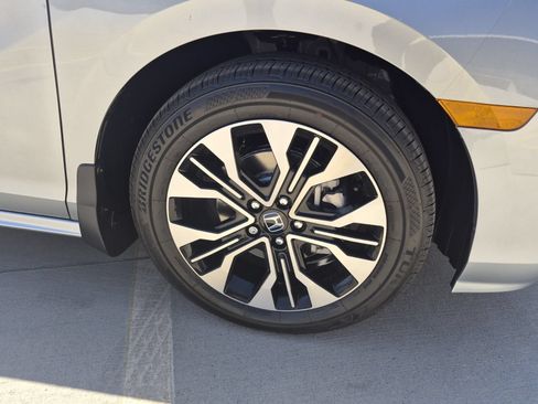 New 2026 Honda Odyssey Elite image 11