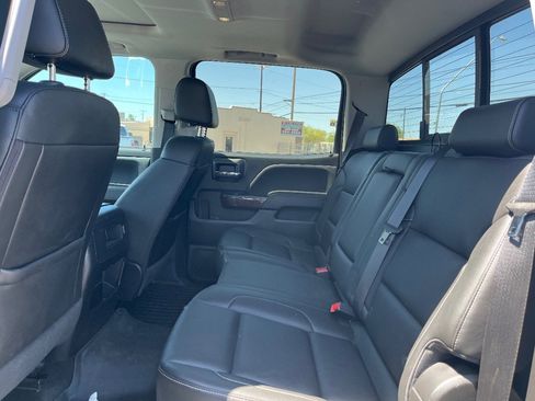 Used 2018 GMC Sierra 1500 SLT AWD/4WD image 13