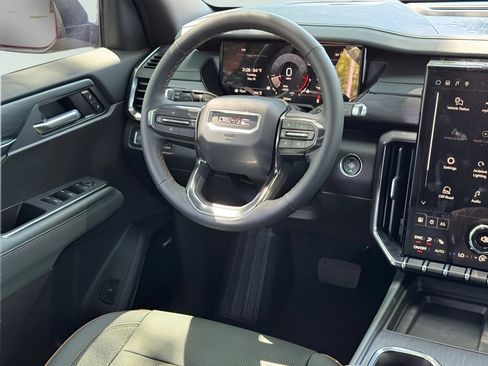 New 2026 GMC Acadia AT4 AWD/4WD image 14