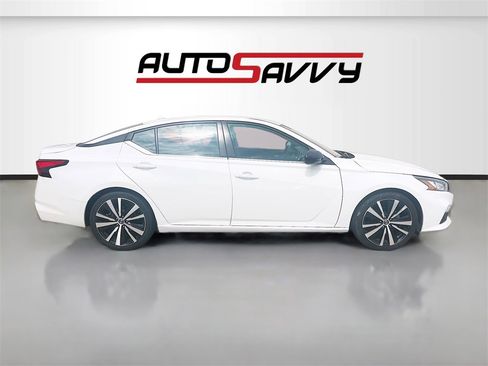 Used 2021 Nissan Altima 2.5 SR image 8