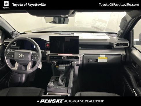 Used 2026 Toyota 4Runner TRD Off-Road Premium AWD/4WD image 17