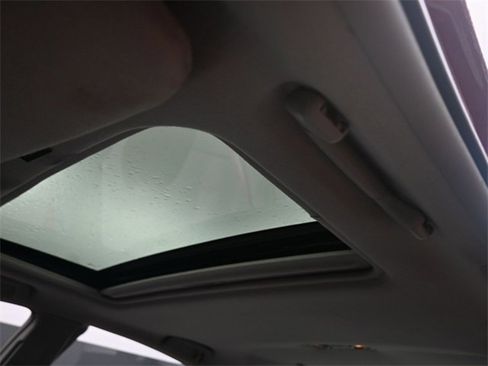 Used 2010 Toyota Camry XLE image 20