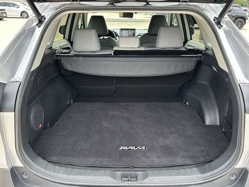Used 2019 Toyota RAV4 Limited w/ Limited Grade Weather Package AWD/4WD image 29