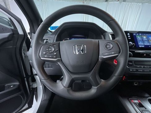 Used 2022 Honda Pilot Sport image 24