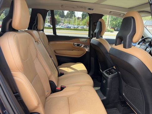 Used 2016 Volvo XC90 T8 Inscription AWD/4WD image 27