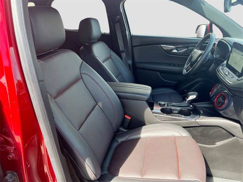 Used 2024 Chevrolet Blazer RS w/ Enhanced Convenience Package image 29