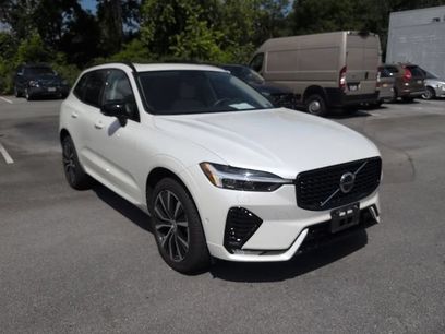 Used 2024 Volvo XC60 B5 Plus w/ Protection Package Premier