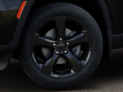 New 2026 Jeep Grand Cherokee L Limited AWD/4WD image 8