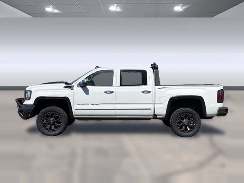 Used 2018 GMC Sierra 1500 SLT w/ SLT Premium Package AWD/4WD image 2
