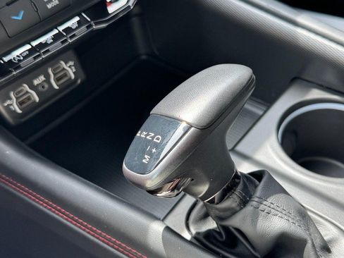 Used 2025 Dodge Durango GT AWD/4WD image 20
