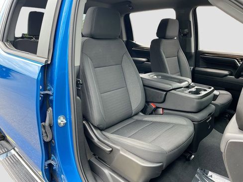 Used 2023 Chevrolet Silverado 1500 LT AWD/4WD image 27