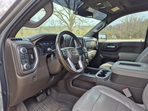Used 2019 GMC Sierra 1500 SLT w/ SLT Premium Package image 16