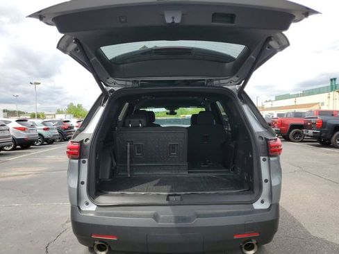 Certified 2023 Chevrolet Traverse LT FWD image 24