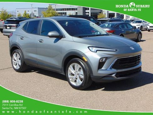 Used 2025 Buick Encore GX Preferred FWD image 1