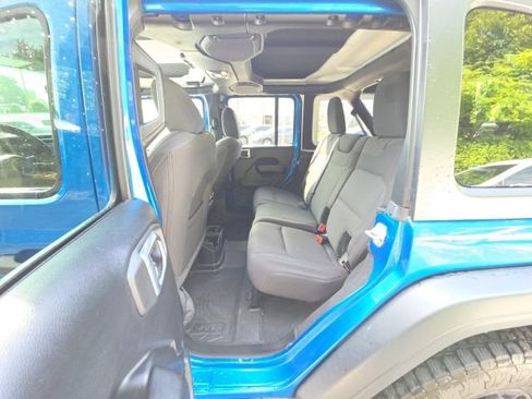 Used 2021 Jeep Wrangler Unlimited Sport AWD/4WD image 30