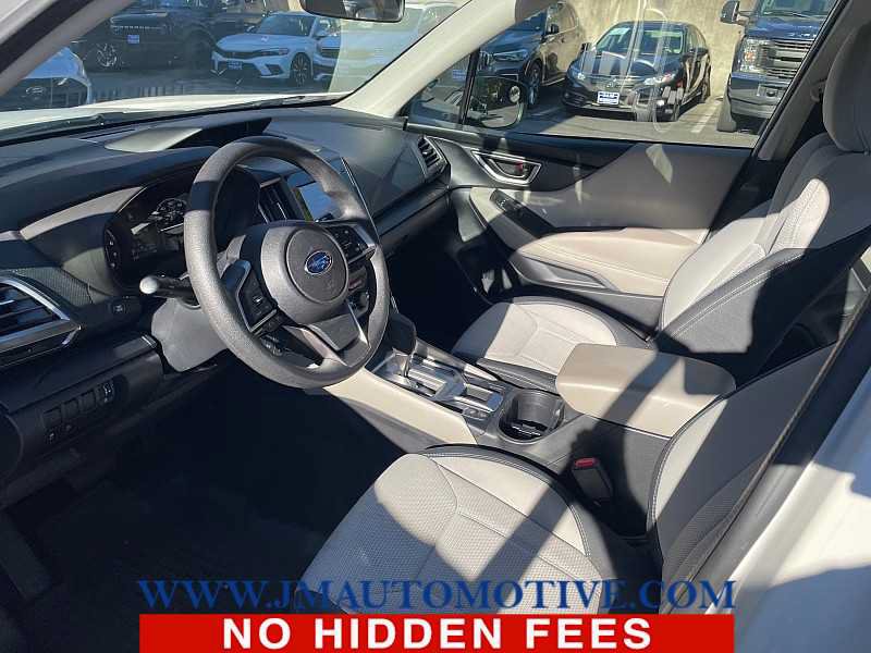 Used 2020 Subaru Forester w/ Alloy Wheel Package AWD/4WD image 2