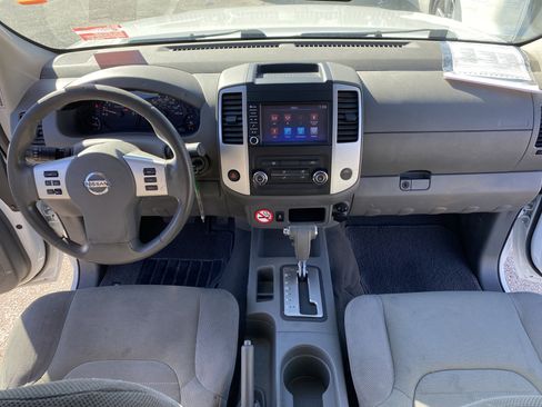 Used 2019 Nissan Frontier S image 21