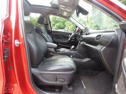 Used 2019 Hyundai Santa Fe FWD image 14