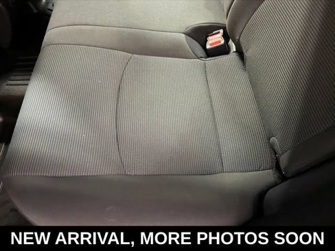 Used 2021 Toyota RAV4 LE FWD image 18