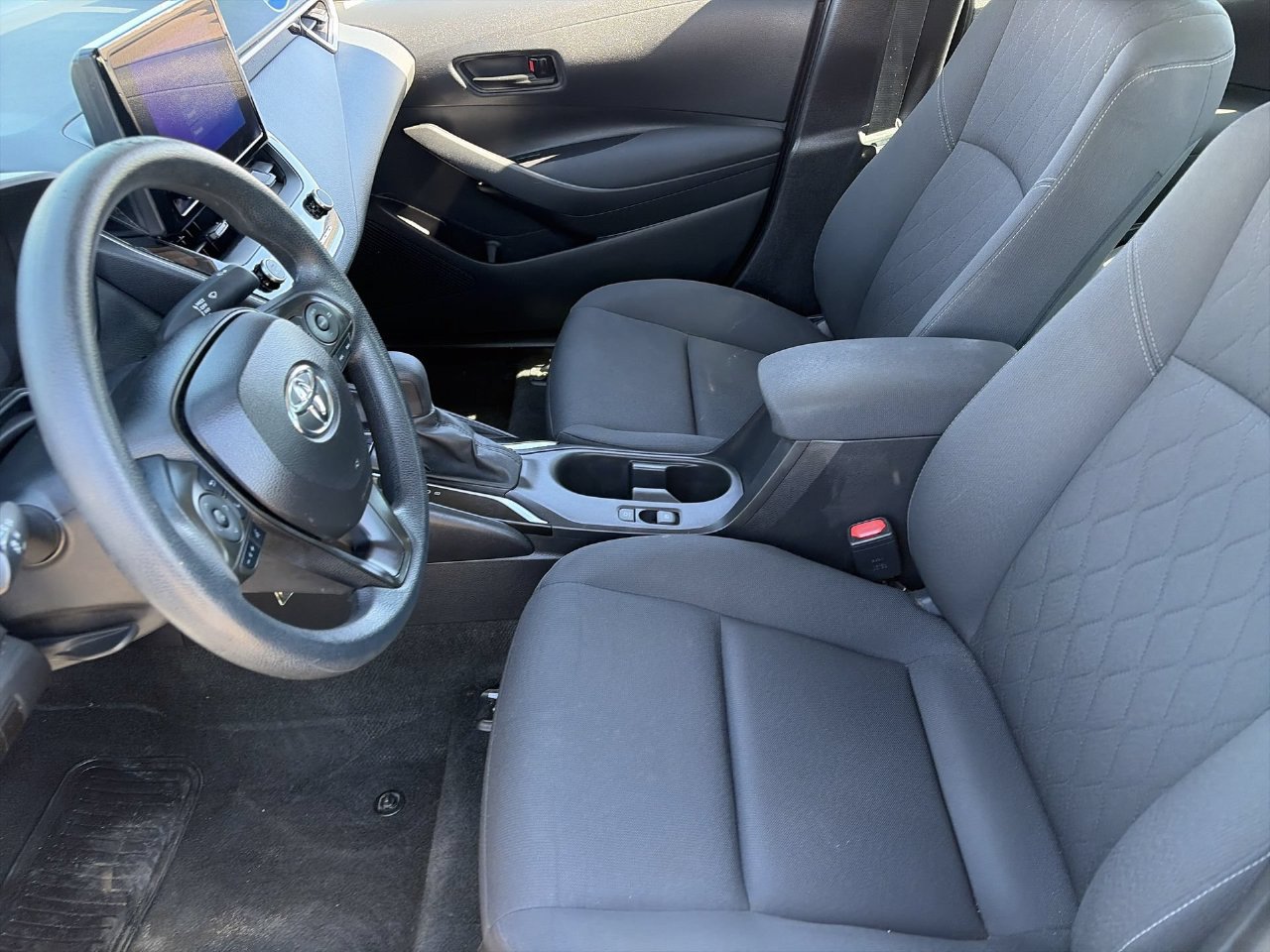 Used 2023 Toyota Corolla LE FWD image 18