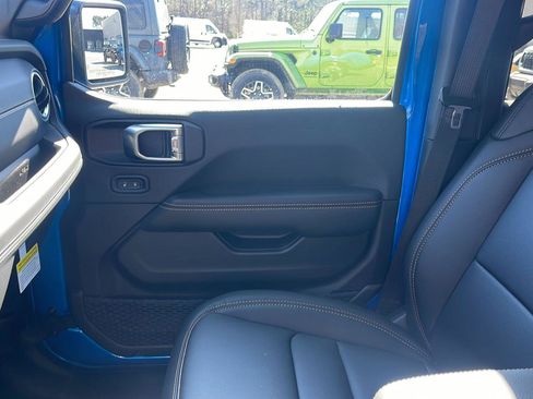 New 2026 Jeep Gladiator Sport image 22