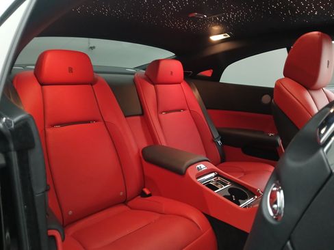 Used 2018 Rolls-Royce Wraith RWD image 12