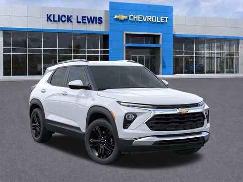 New 2026 Chevrolet TrailBlazer LT w/ Midnight Edition AWD/4WD image 7