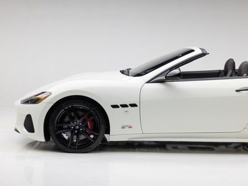 Used 2019 Maserati GranTurismo Sport image 33