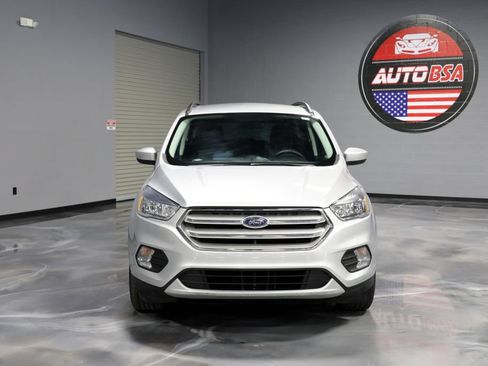 Used 2018 Ford Escape SE AWD/4WD image 2
