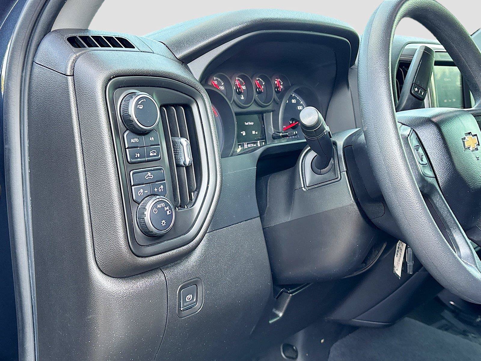 Used 2022 Chevrolet Silverado 1500 Custom AWD/4WD image 10
