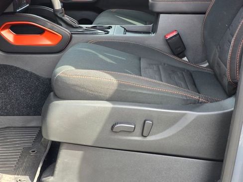 Used 2024 Nissan Frontier PRO-4X w/ Off-Road Protection Package image 17