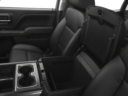 Used 2015 GMC Sierra 1500 SLE w/ SLE Value Package AWD/4WD image 17