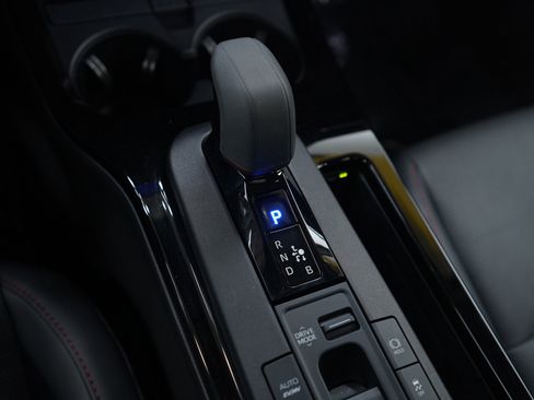 Used 2023 Toyota Prius Prime Premium image 24