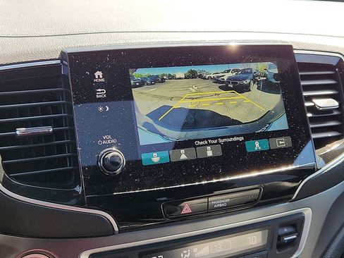 Used 2023 Honda Passport EX-L image 17