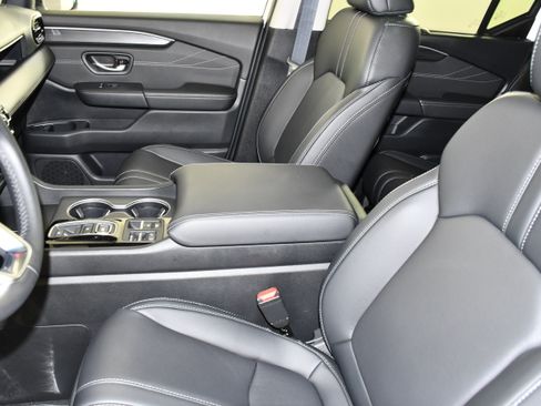 Certified 2026 Honda Pilot Touring image 38