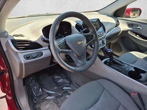 Used 2018 Chevrolet Volt LT w/ Comfort Package FWD image 10