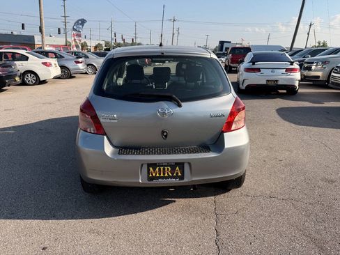 Used 2008 Toyota Yaris 2-Door Hatchback FWD image 7