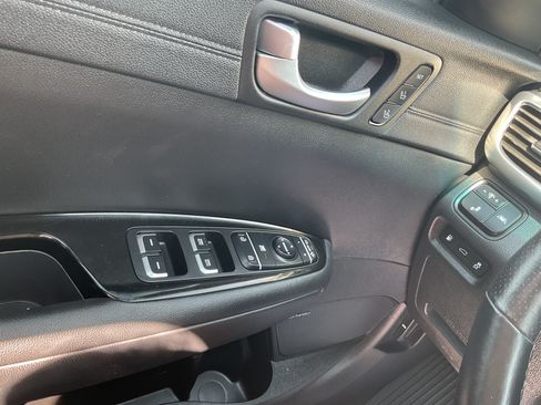 Used 2018 Kia Optima SX w/ Technology Package FWD image 20