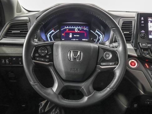 Used 2020 Honda Odyssey Touring image 23
