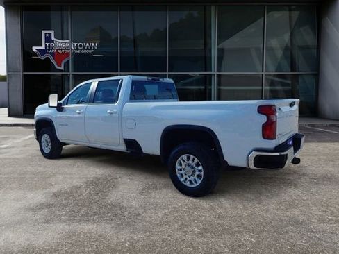 Used 2025 Chevrolet Silverado 3500 LT w/ Safety Package image 6