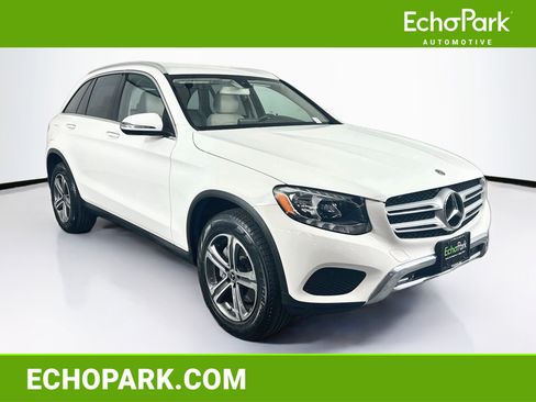 Used 2019 Mercedes-Benz GLC 300 4MATIC image 1
