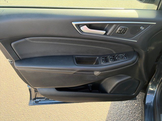 Used 2024 Ford Edge Titanium w/ Equipment Group 301A AWD/4WD image 12