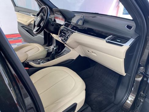 Used 2018 BMW X1 xDrive28i AWD/4WD image 8