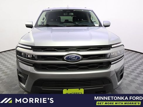 Used 2022 Ford Expedition XLT AWD/4WD image 10