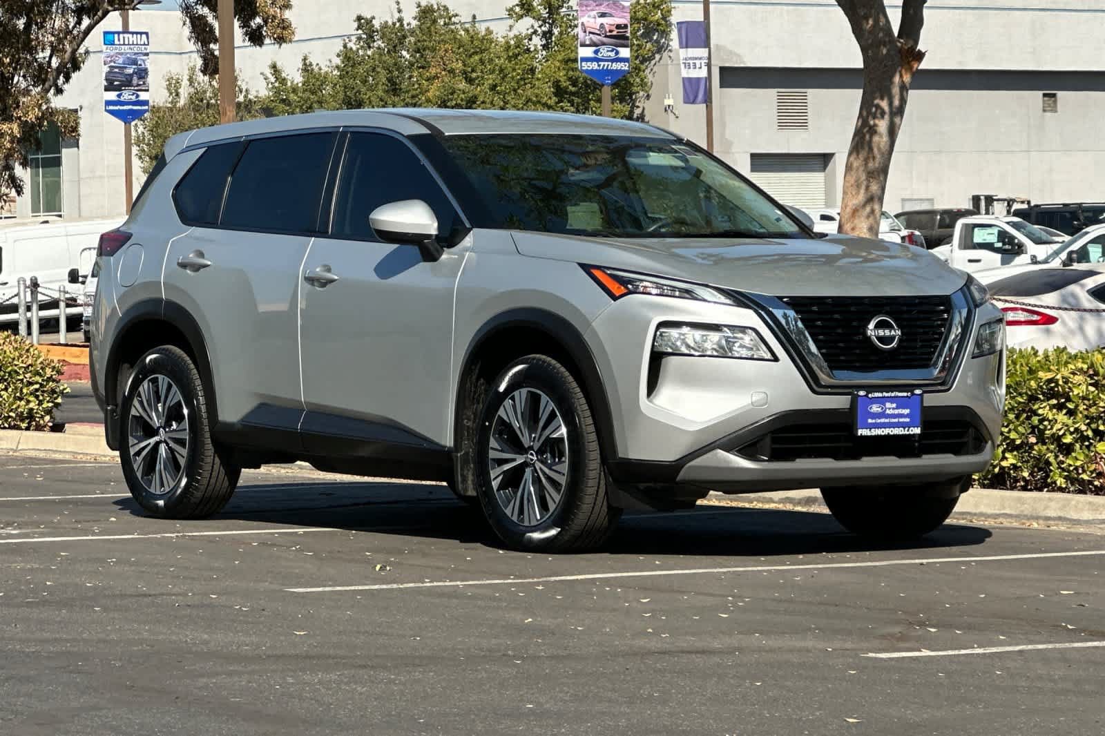 Used 2023 Nissan Rogue SV AWD/4WD image 10