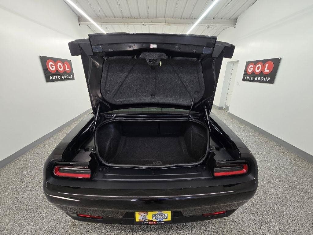 Used 2022 Dodge Challenger GT w/ Blacktop Package AWD/4WD image 13